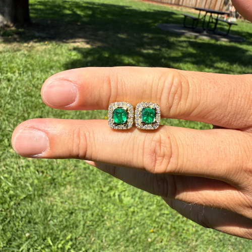 Aretes Cuadrados de Esmeralda y Diamantes en Oro 18K – Concorde Halo | Hechos a Mano en Colombia | Certificado Incluido